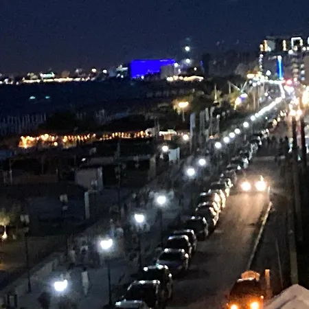 アパート Sarah Morningstar ナボダリ