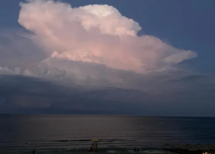 Sarah Morningstar Apartmán *