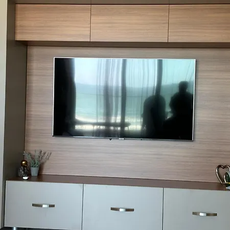 Sarah Morningstar Appartement Năvodari